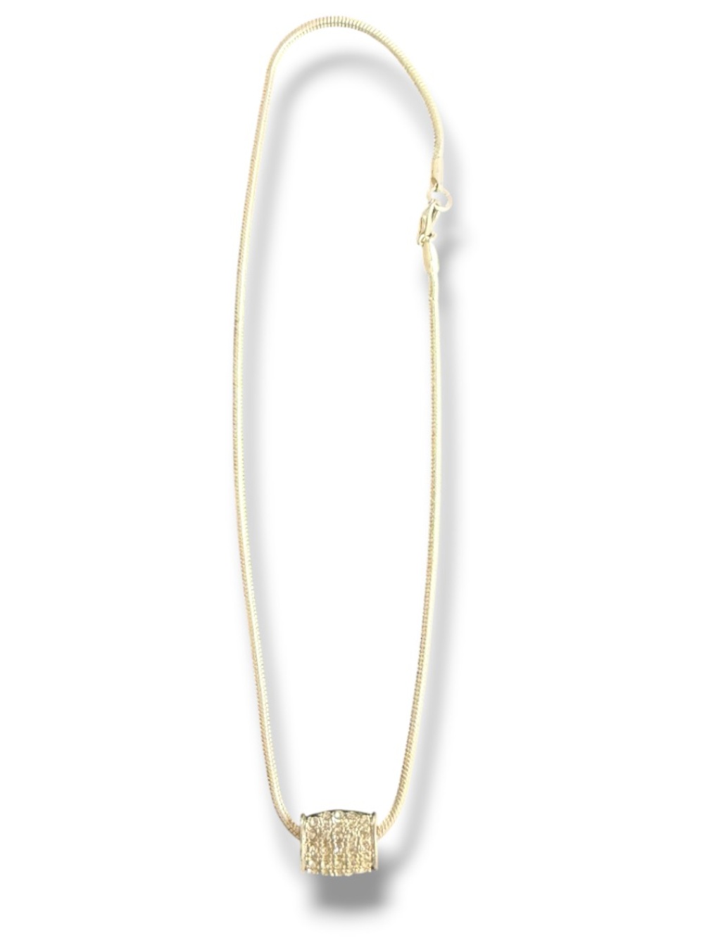 Avon Women's Silver Textured Pendant Necklace Jewelry